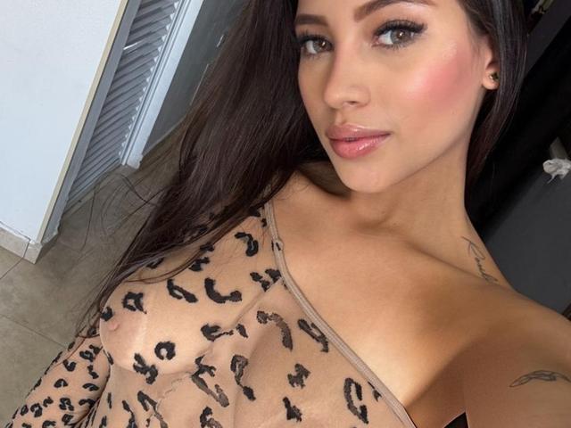 AriaCarter - 2 AriaCarter - 2