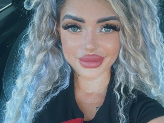 BellaBankss - 4