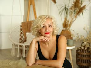 Blondy43Iren Blondy43Iren