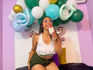 Carlie_Candy Carlie_Candy
