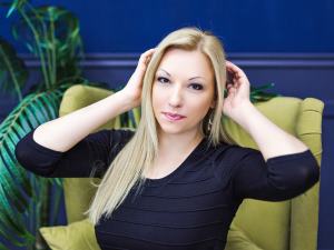 DiamondBlondee DiamondBlondee