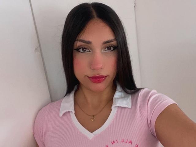 Emma_Robinson - 5
