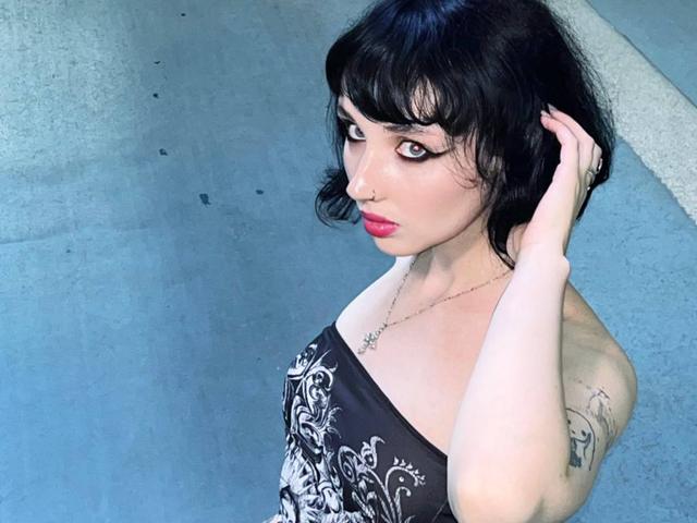 HollyVexx HollyVexx