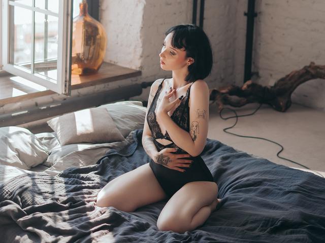 HollyVexx - 7