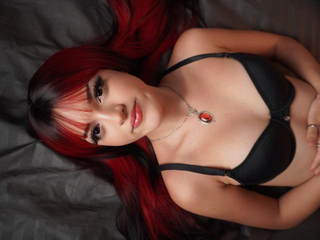 IrisWhitemore - 1