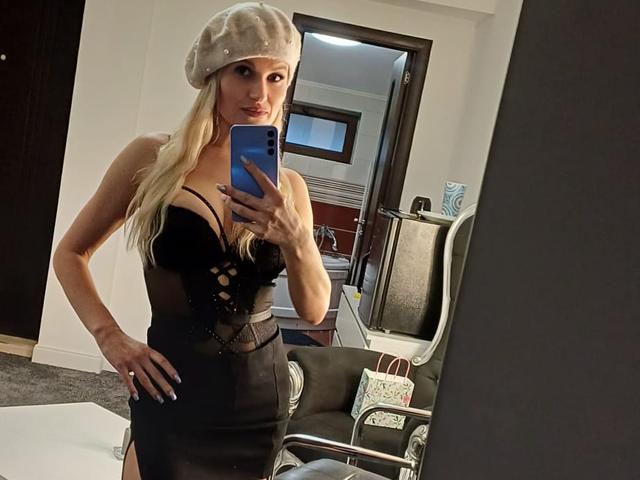 JoyfullRosseHott - 2
