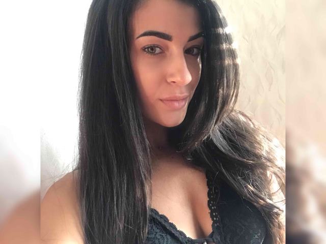 Karinabrunette Karinabrunette