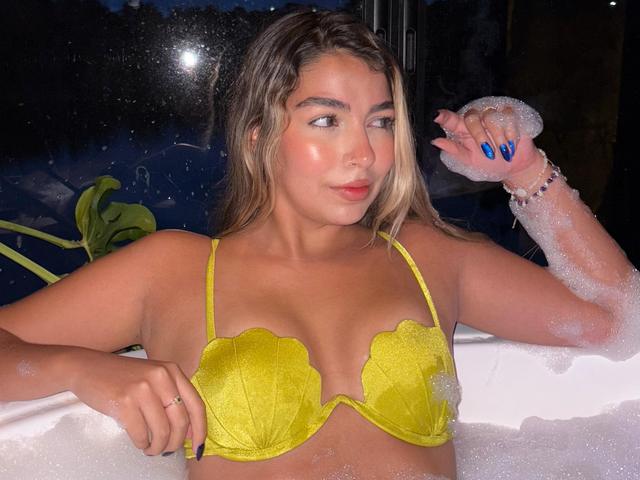 Lily_Hudson - 60