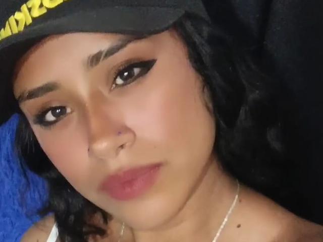 SarahMonroe390 - 2 SarahMonroe390 - 2