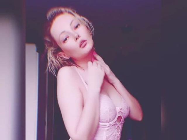 SoffyCrach - 2 SoffyCrach - 2