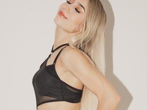 VictoriaWhite1 VictoriaWhite1
