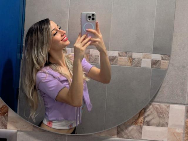 VictoriaWhite1 - 2 VictoriaWhite1 - 2