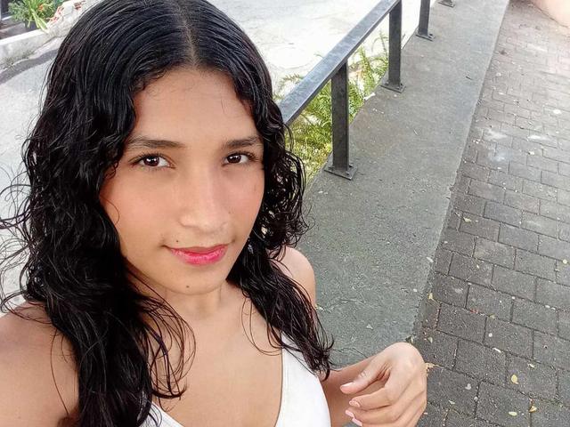 rebeca_tomson - 1