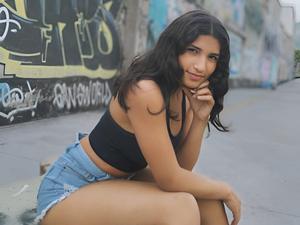 rebeca_tomson rebeca_tomson